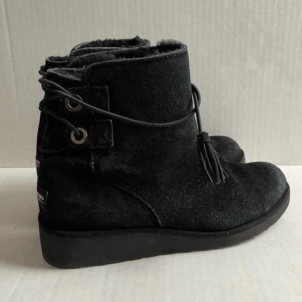 Koolaburra by UGG Lomia short black boot